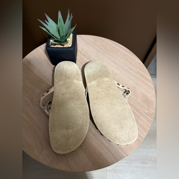 Tory Burch Cream Slide Sandals with Gold Accents - Picture 4 of 5